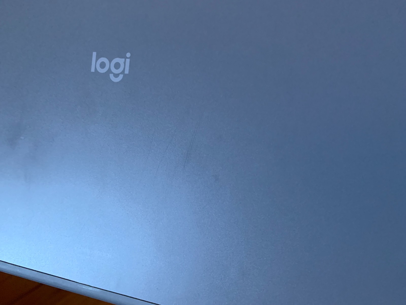 Logitech Combo Touch iPad Air 13″ (M2) Case – Gray