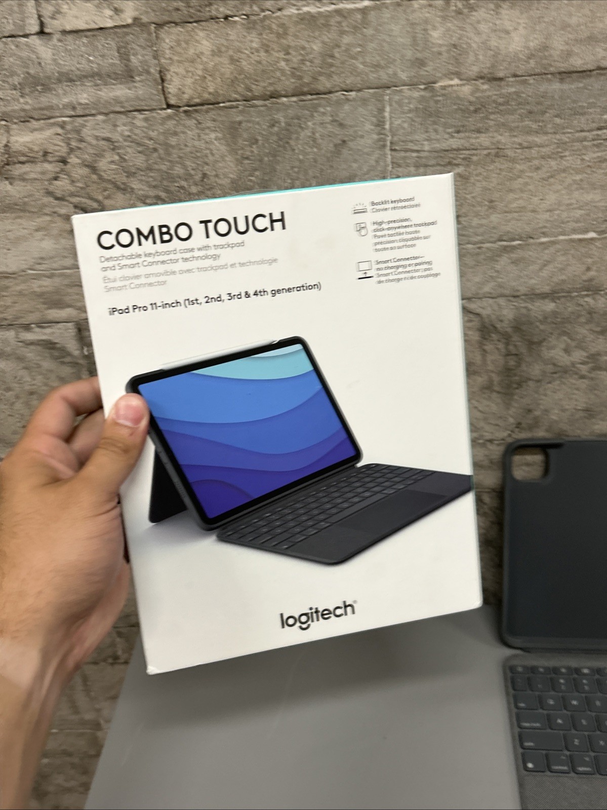 Logitech Combo Touch Keyboard Case for 11″ Apple iPad Pro 1st/2nd/3rd Gen. -…