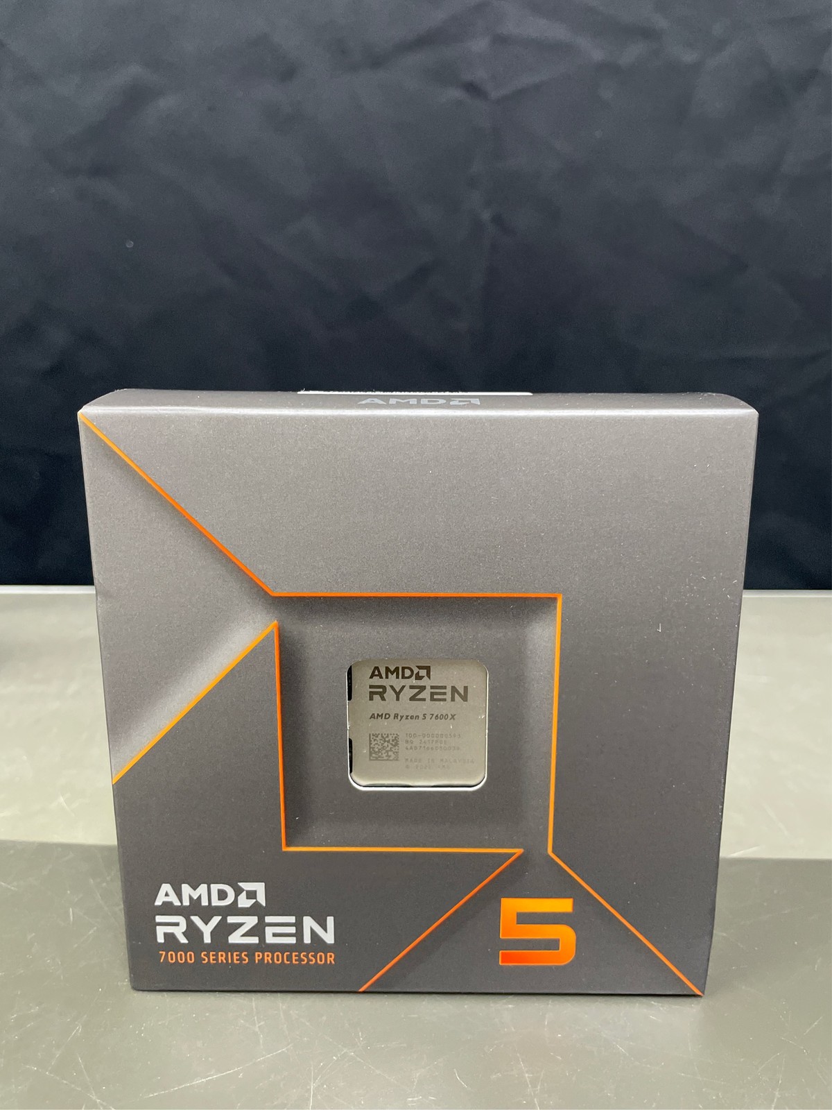AMD Ryzen 5 7600X 6-core 12-thread Desktop Processor – 6 cores & 12 threads – 2