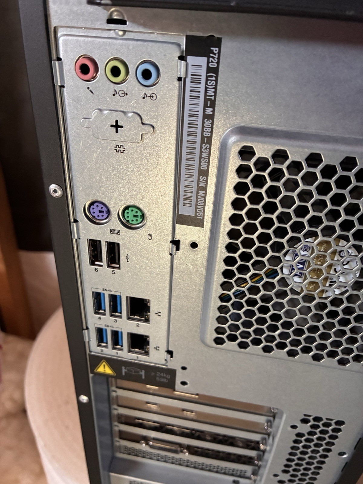 Lenovo ThinkStation P720 Workstation Xeon Gold 6136 64GB DDR4 No HD
