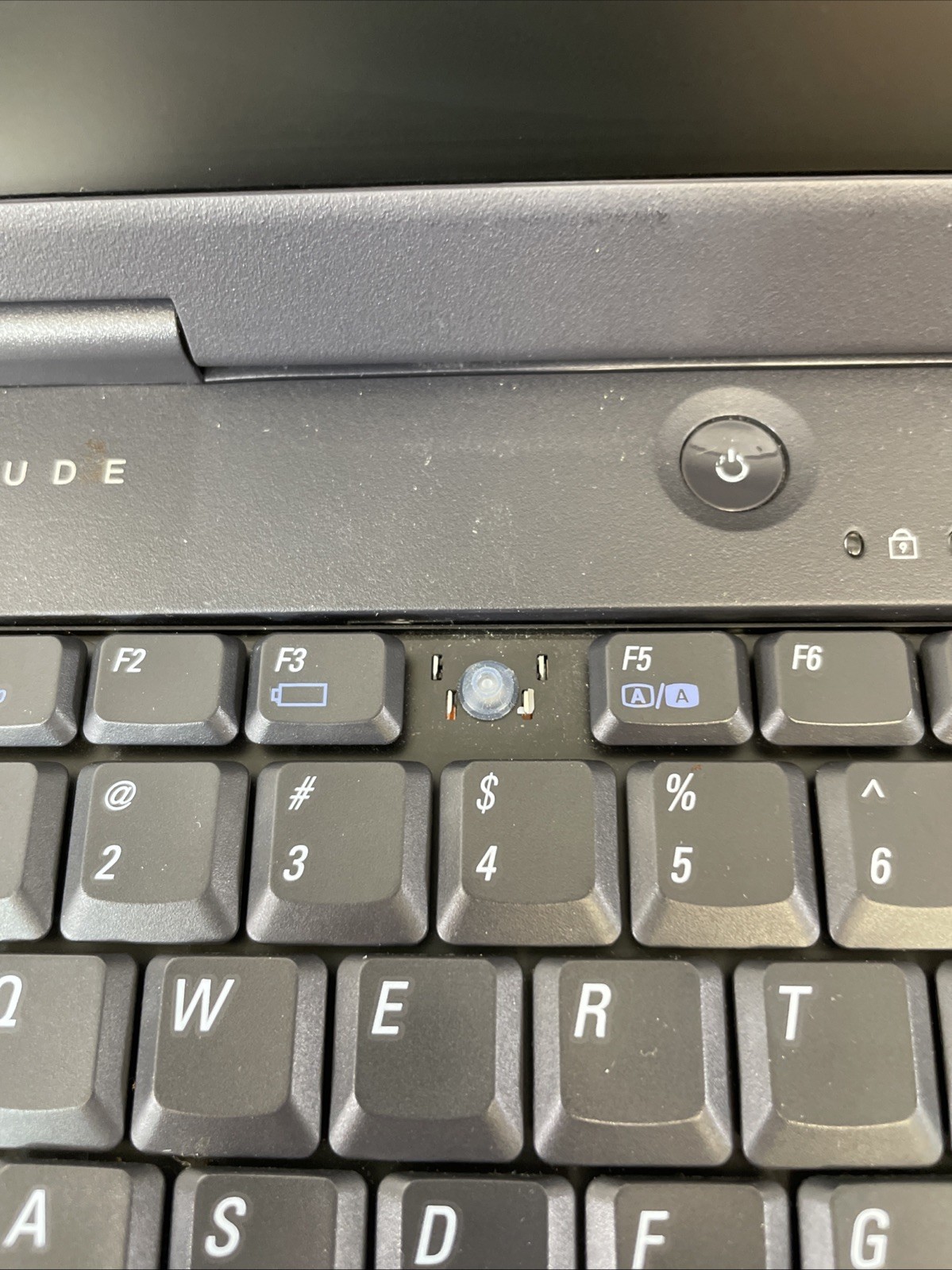Retro Dell Latitude C640 Intel Pentium 4 2.0GHz 512MB RAM 20GB HDD Radeon WinXP