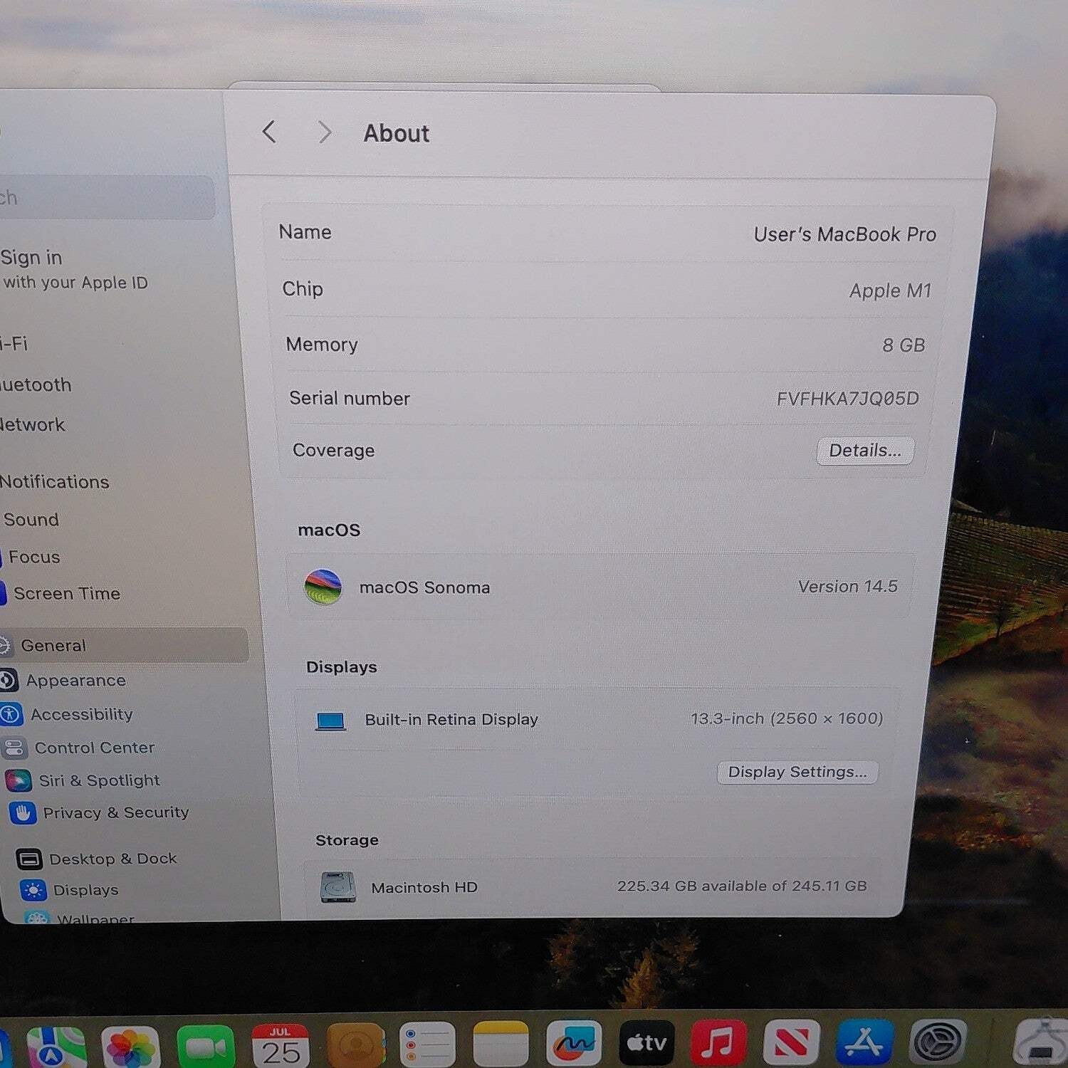 2020 Apple MacBook Pro 13.3″ M1 8C GPU 3.2GHz 8GB RAM 256GB SSD MYD82LL/A