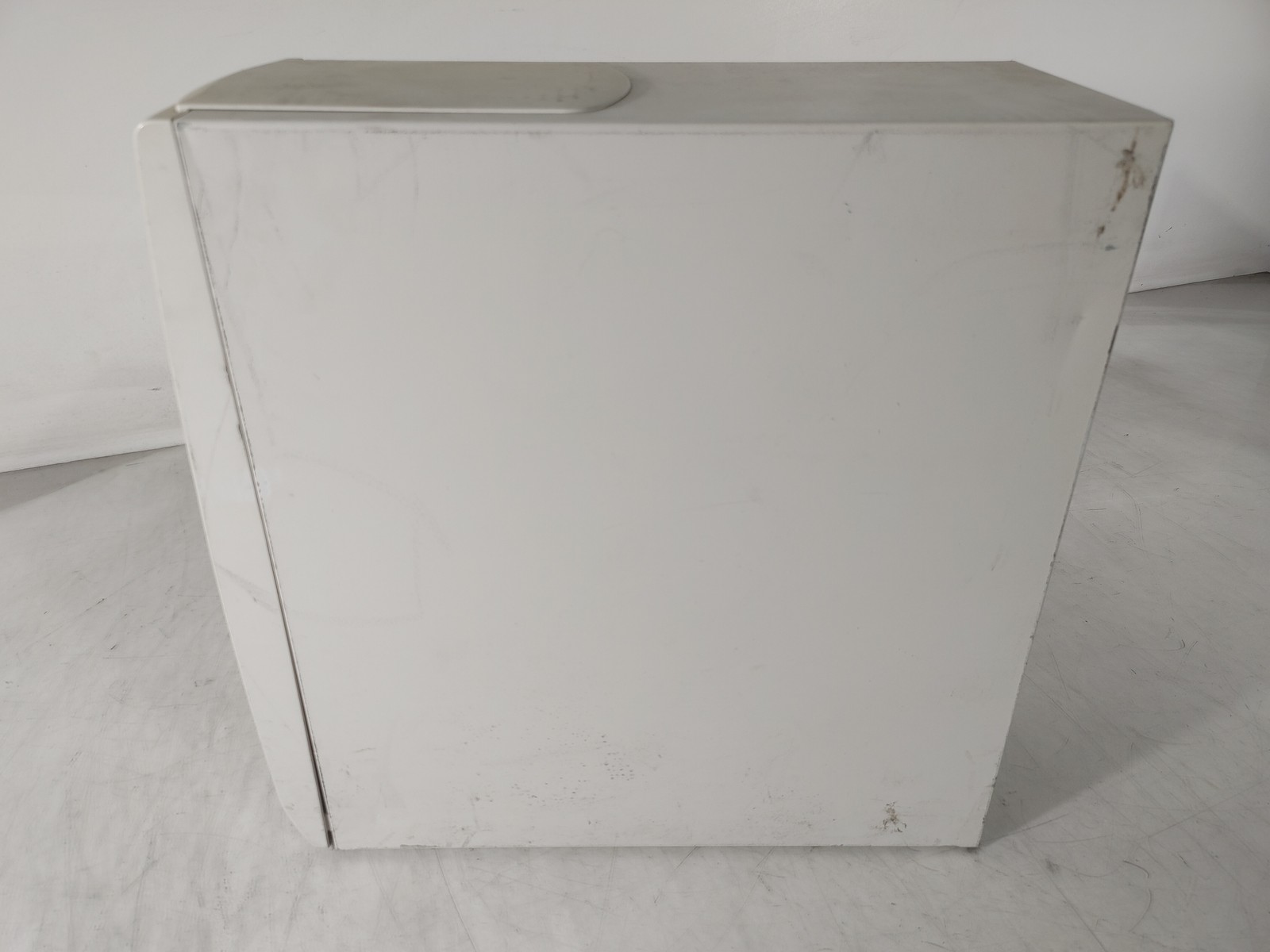 Vintage Gateway E-4600 MT Intel Pentium 4 1.40 GHz 256 MB RDRAM Desktop