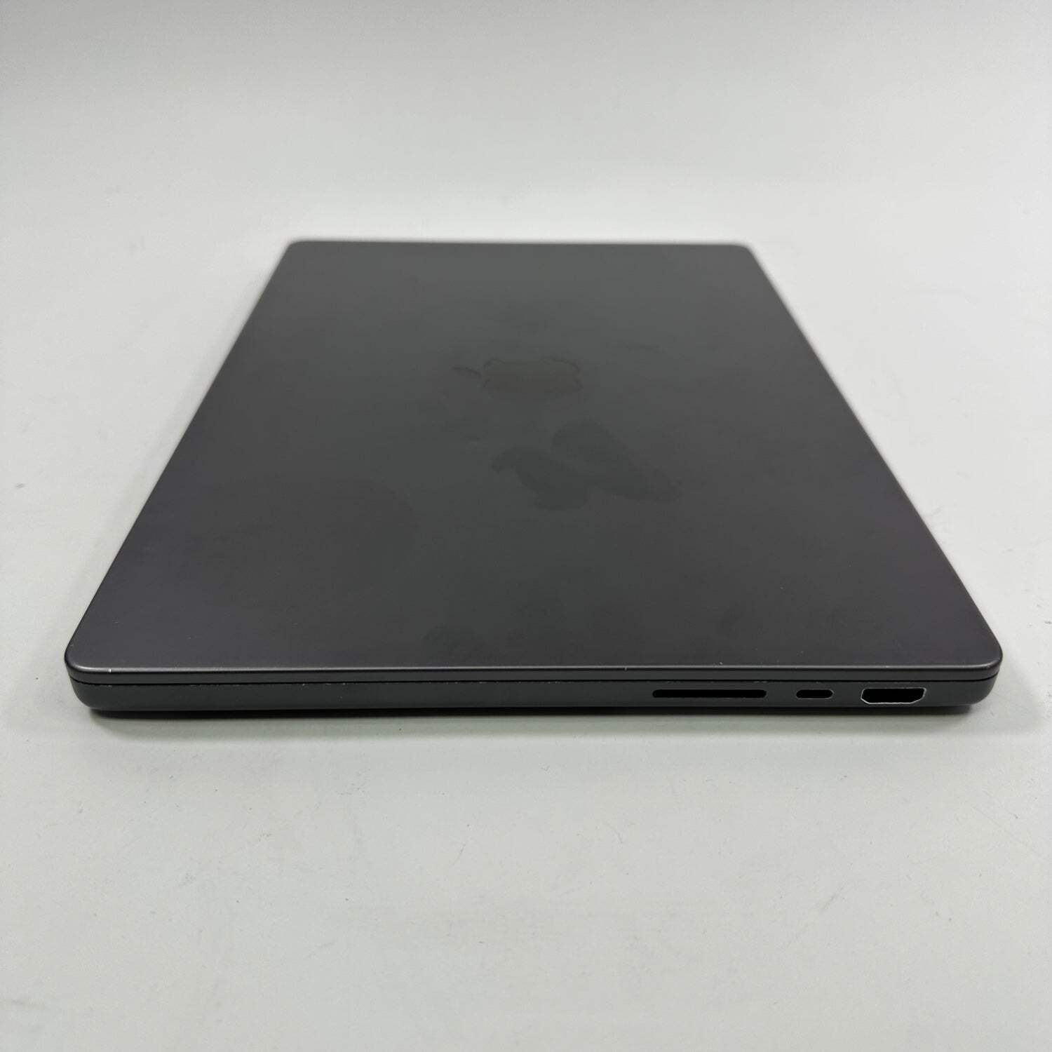 2023 Apple MacBook Pro 14″ M3 Pro 14C GPU 4.0GHz 18GB RAM 512GB SSD A2992