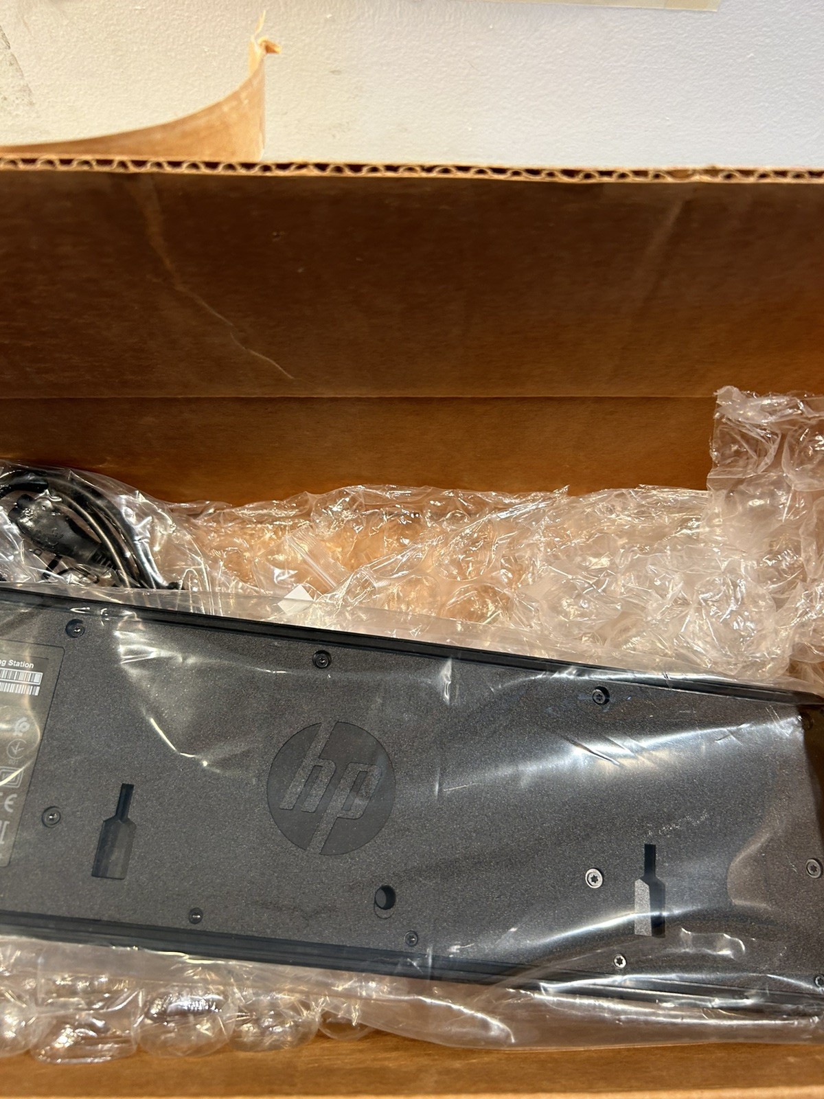 HP 2013 UltraSlim Docking Station (D9Y32AA#ABA) HP Docking Station