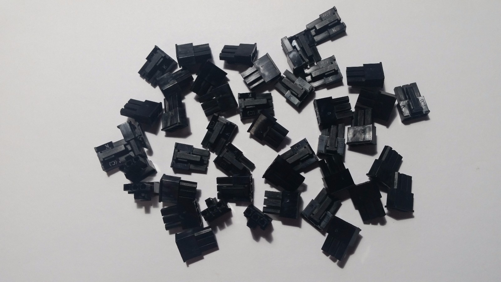 3 pin black Female EPS connector (multiple quantities) for power supply (PSU)