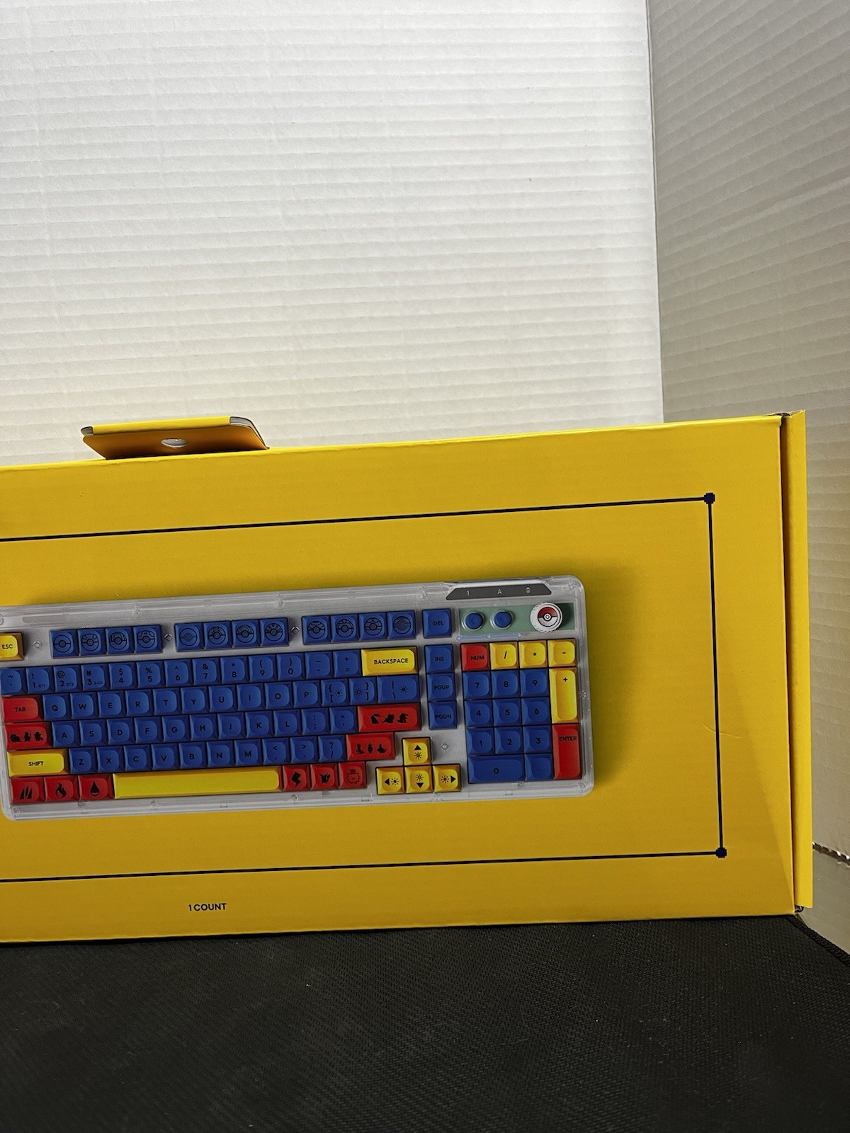 Pokémon Wireless Keyboard Yellow/Blue/Red QWERTY English (Target Box)
