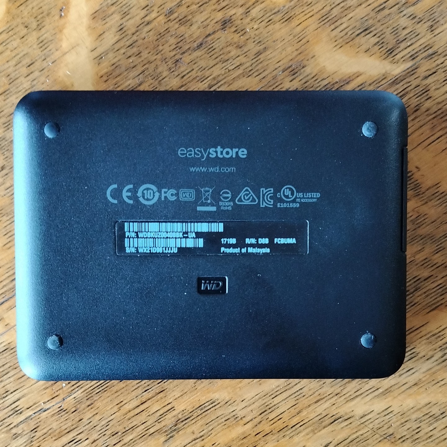 WD easystore 4TB Portable External HDD USB Micro USB Black WDBKUZ0040BBK-UA