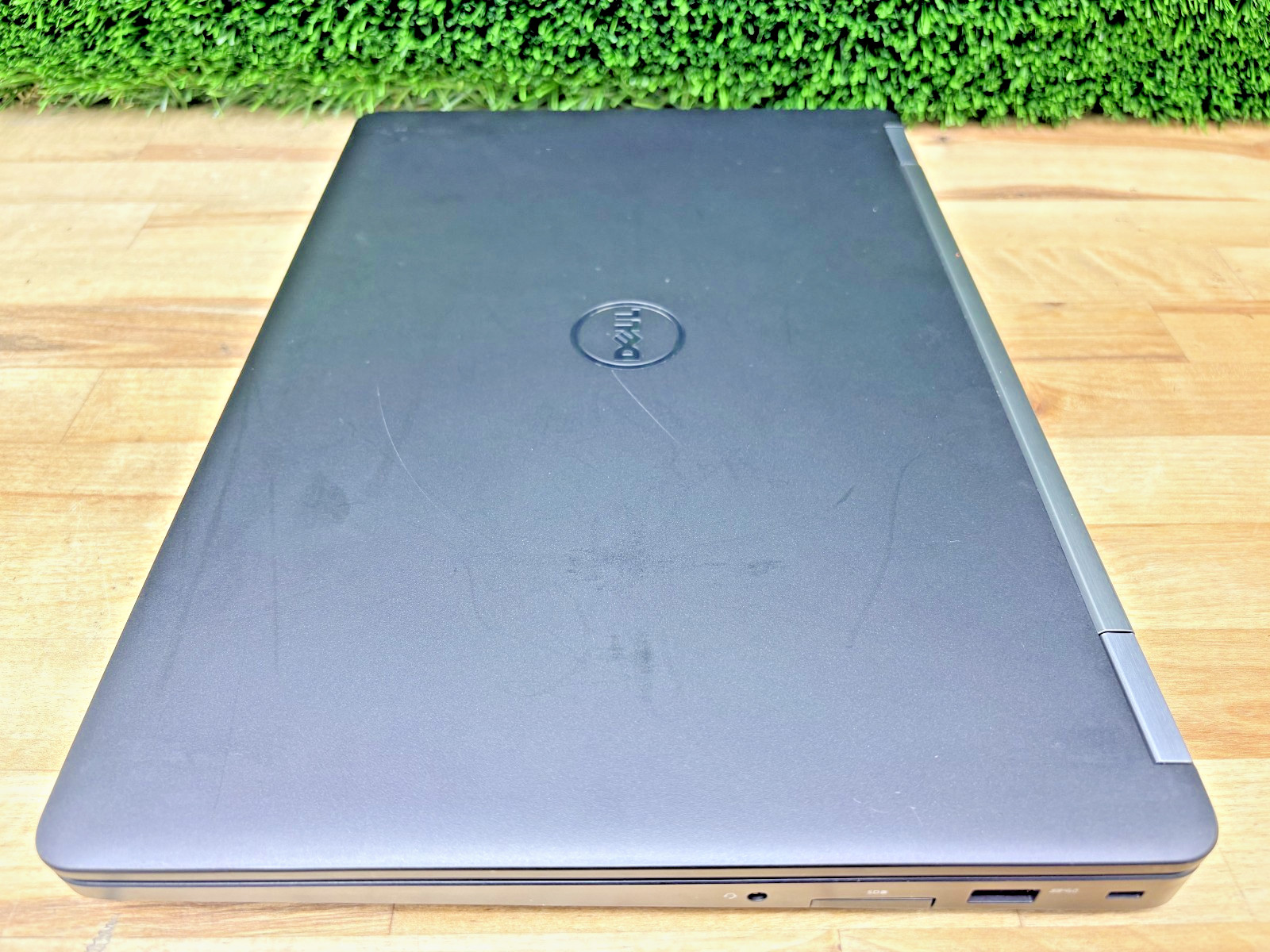Dell Latitude E5470 Intel i5-6th Gen 2.60GHz 16GB RAM 256GB SSD Windows 11 Pro*