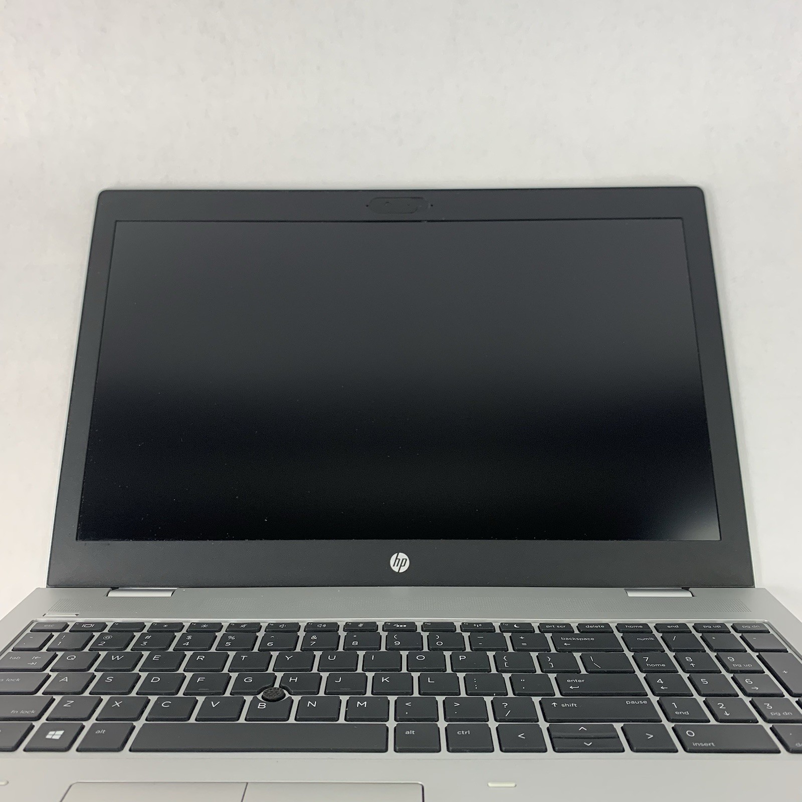 HP Probook 650 G5 15.6″ Core I5-8265U 1.60 GHz 8 GB RAM No OS/HDD/AC/Batt Bent