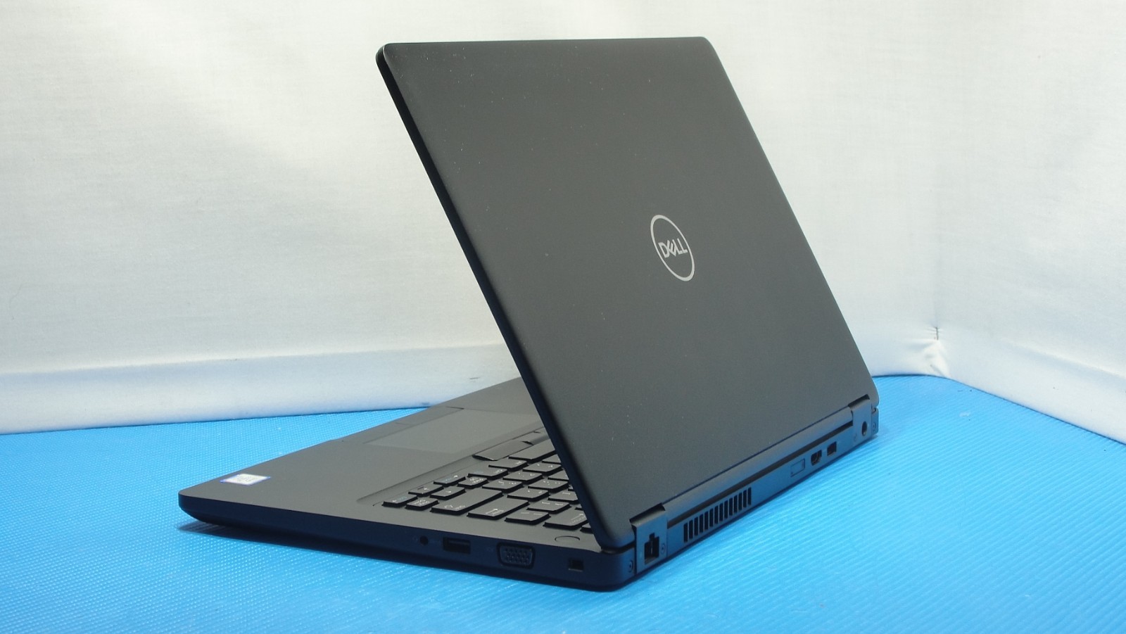 Dell Latitude 5490 14″ HD Intel Core i5-8350U 1.7GHz 8GB 256GB SSD Win11Pro + PA