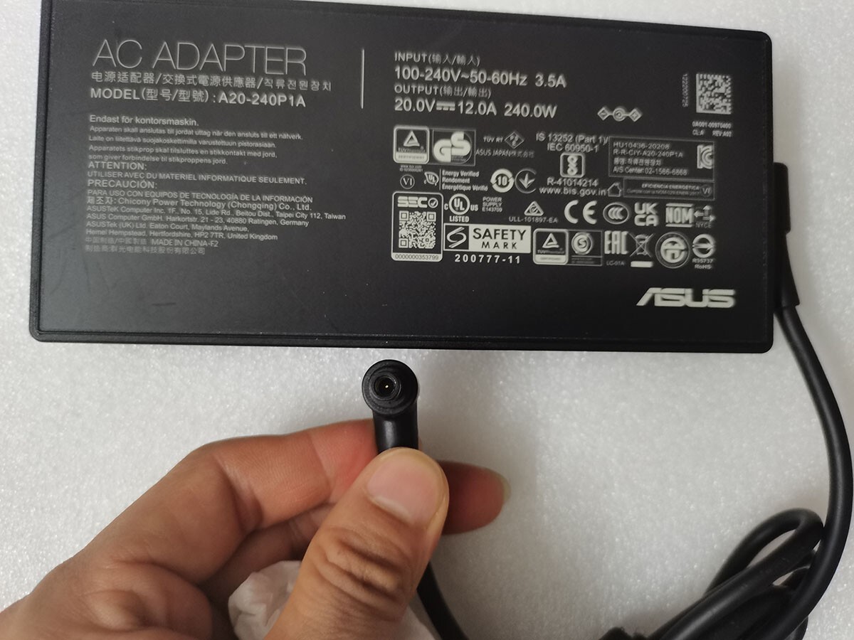 For ASUS TUF FA617NS-A16.R77600 20V 12A 6.0mm 240W A20-240P1A Genuine AC Adapter