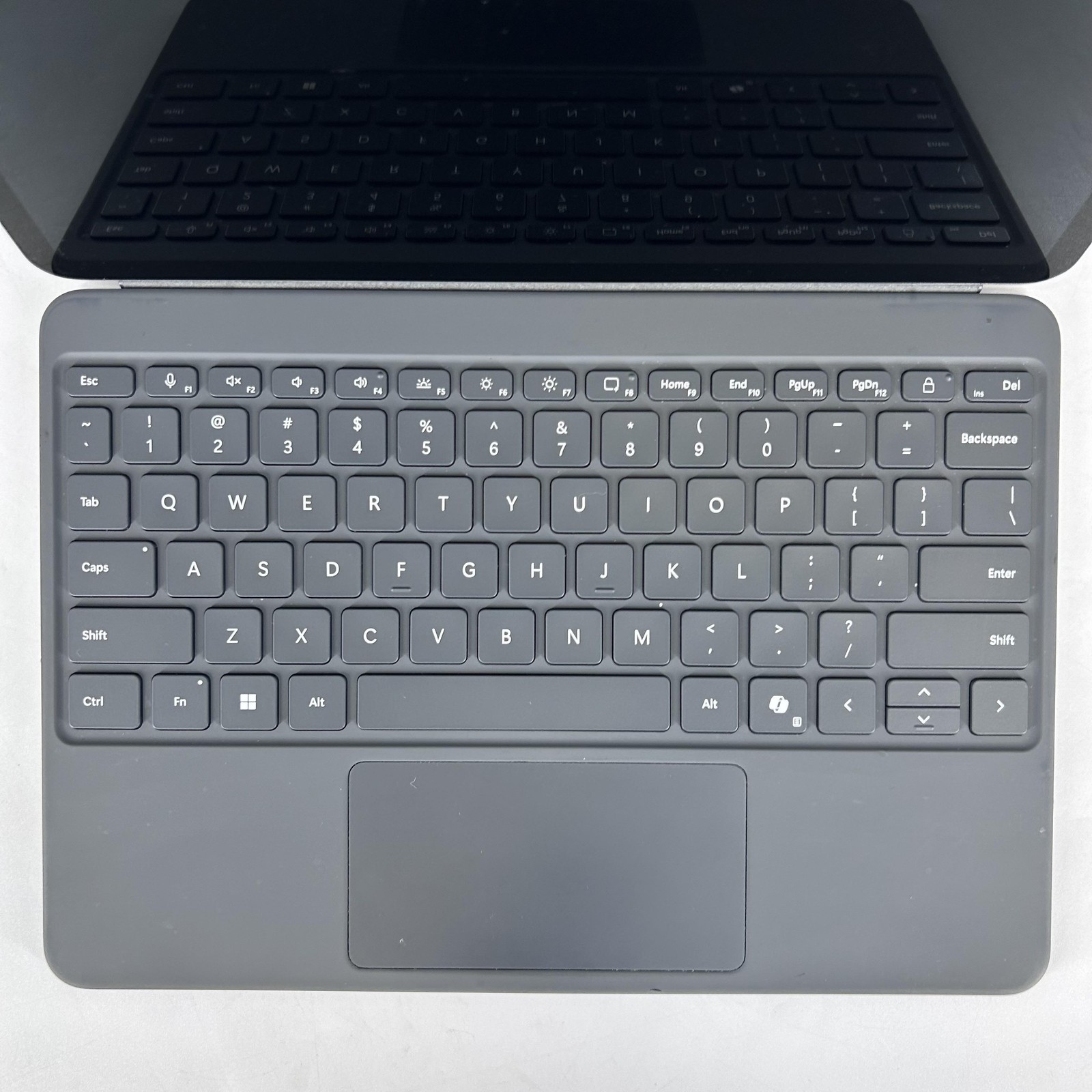 Microsoft Surface Pro 12 Silver X Plus (8-core) 3.30 GHz 16GB 512GB UFS