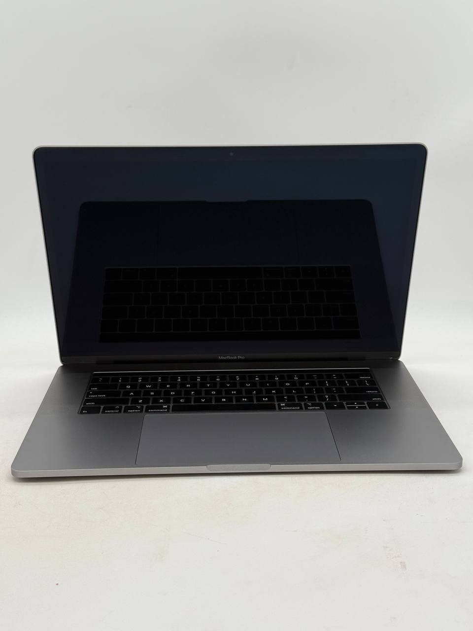 Apple MacBook Pro A1990 EMC3359 i9-9980HQ@2.4GHz 16GB RAM 512GB SSD Bad TrackPad