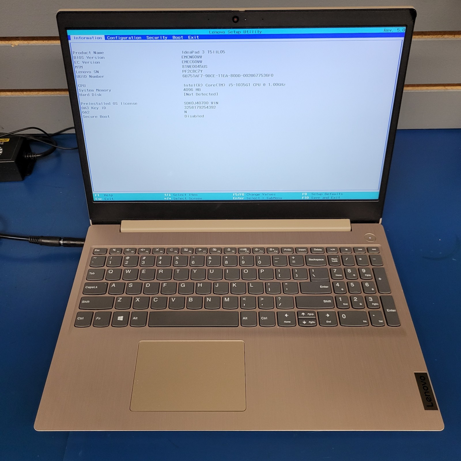 Lenovo Ideapad 3 1511L05/Intel i5-1035G1 @1.00 4 GB RAM NO HDD