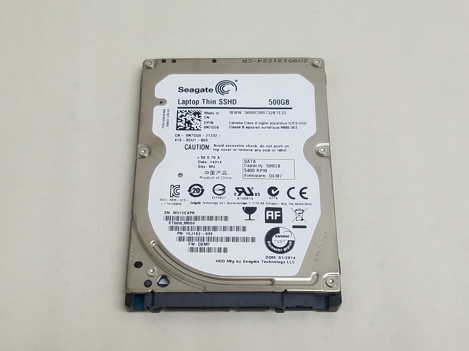 Seagate Thin ST500LM000 500 GB 2.5″ SATA III Hybrid SSHD Laptop Drive