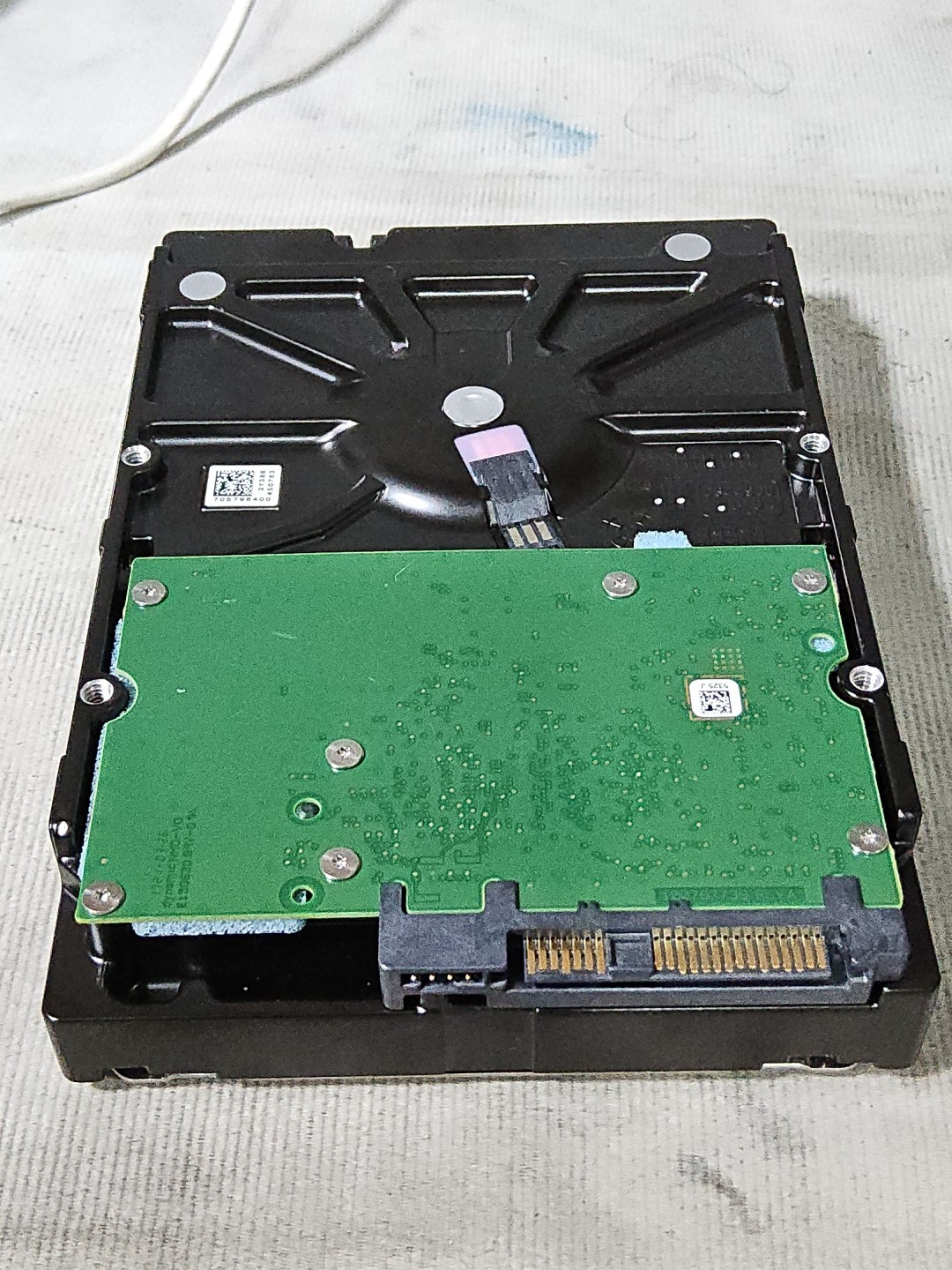 +Seagate Enterprise Capacity 3.5 HDD v5 2TB SAS (ST2000NM0135)