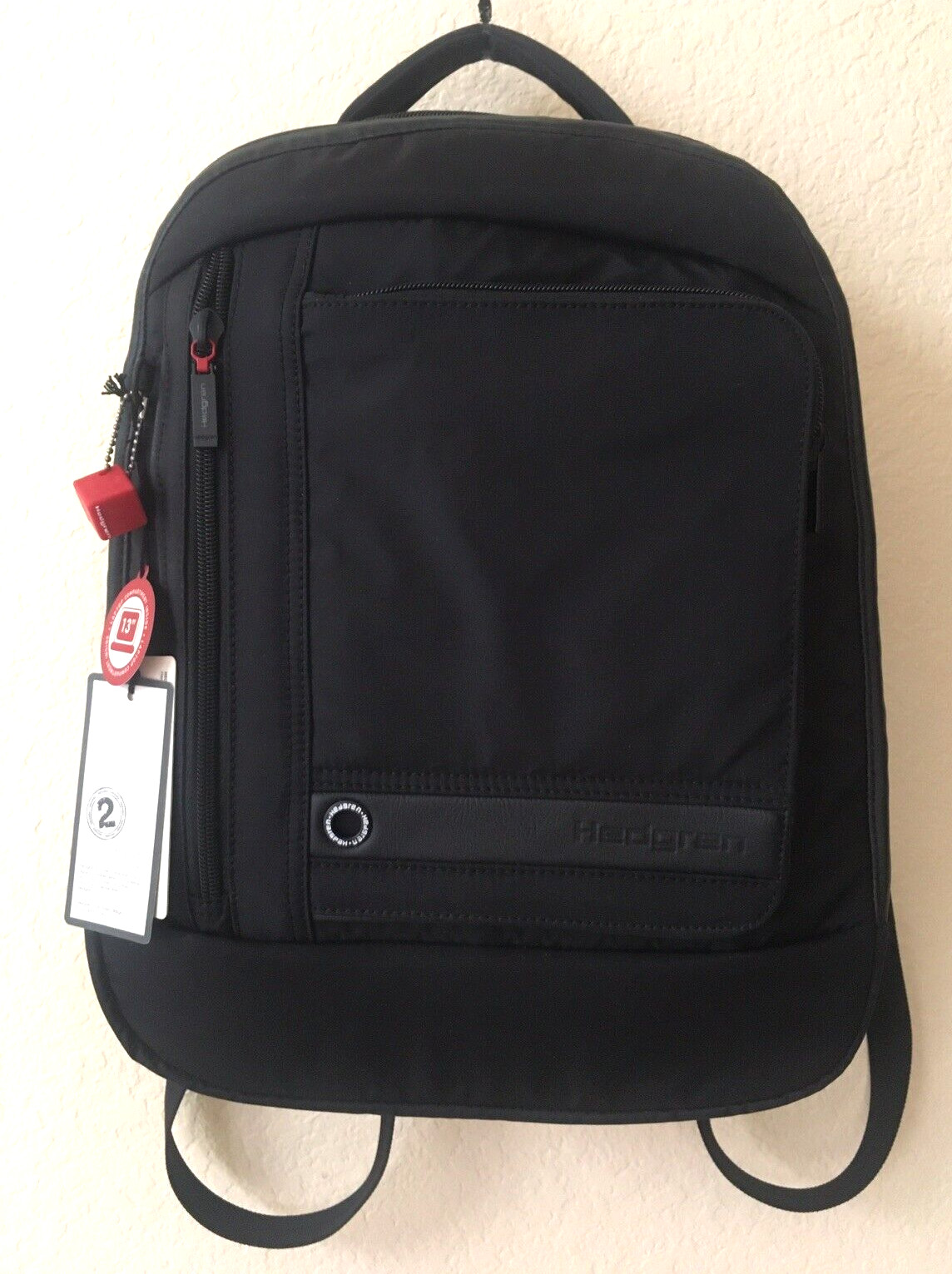 Hedgren Zeppelin Helium Backpack HZP03-3 Padded Laptop Bag Black, 2 lb NEW