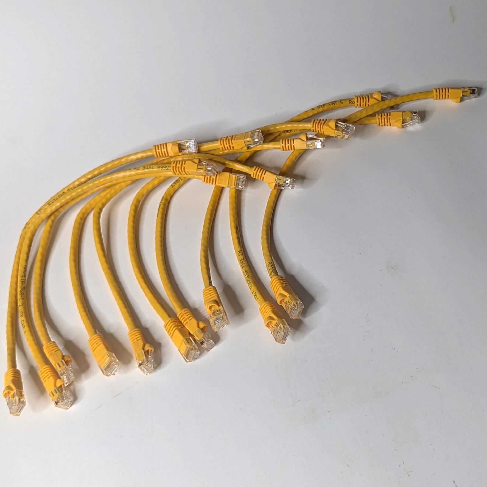 1’FT Cat6 550MHz Ethernet Patch Cable Yellow RJ45 Booted Lot of 1,2,5,10,20,50