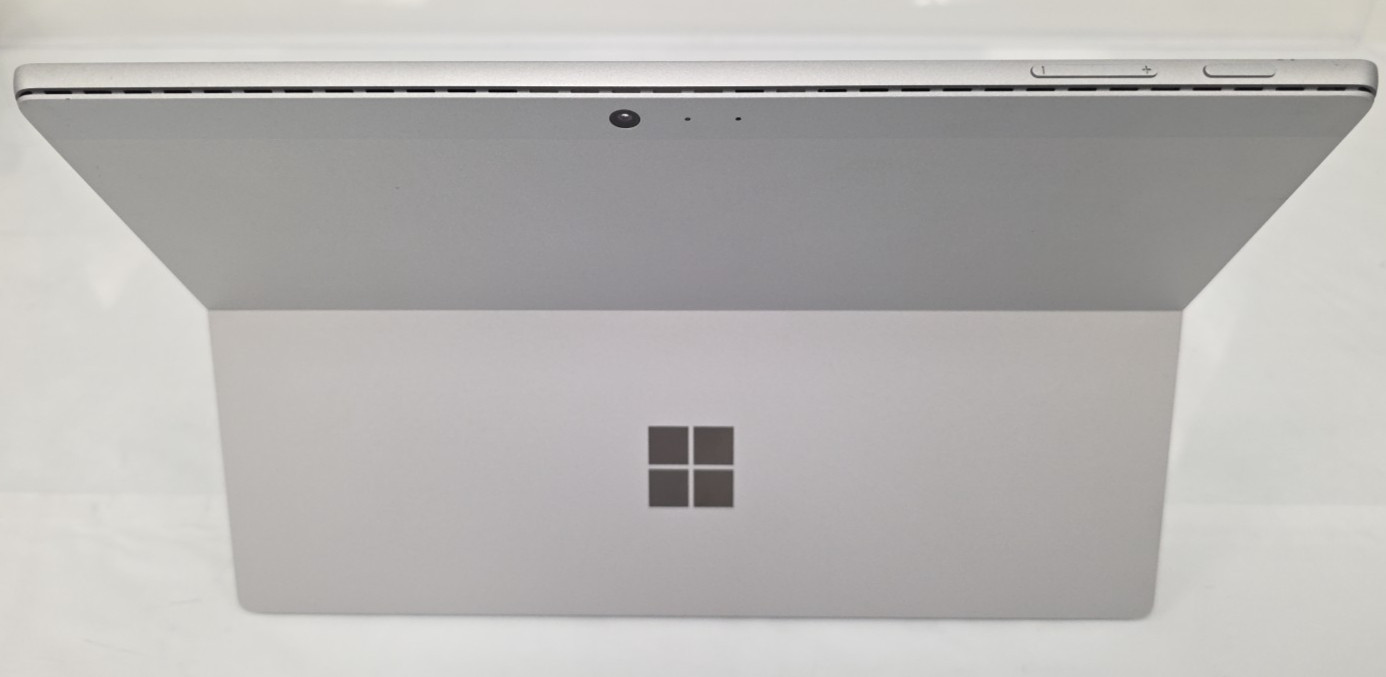 Microsoft Surface Pro 5th Gen| Intel Core i5-7300U|8GB RAM|256GB SSD| WIN 10 PRO