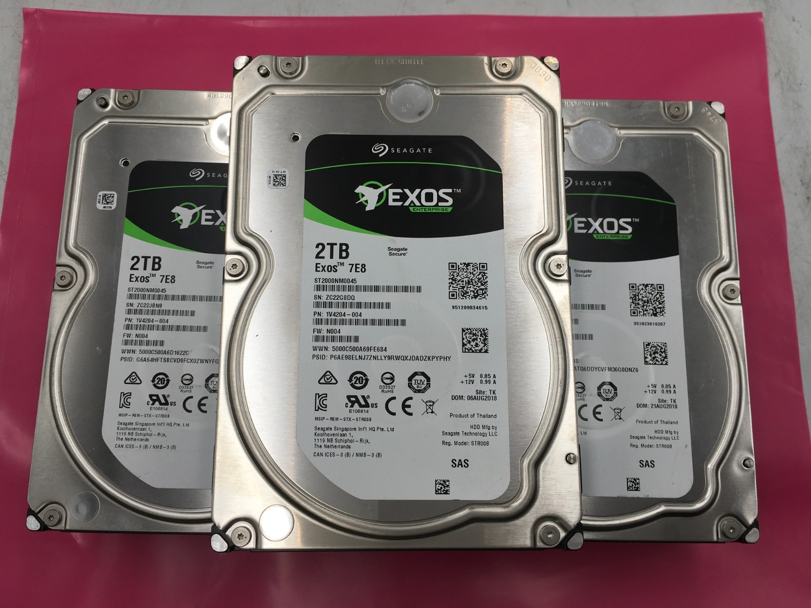 LOT OF 5 Seagate Exos 7E8 2TB 3.5″ SAS 12Gb/s 7200RPM 128MB HDD ST2000NM0045 RS.