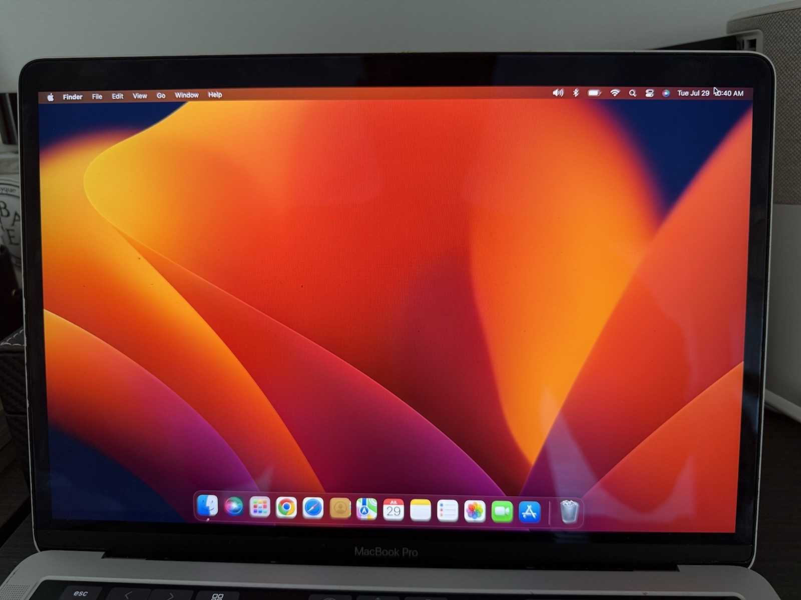 Apple MacBook Pro 13″ (128GB SSD, Intel Core i5, 1.40 GHz, 8GB) Laptop – Silver