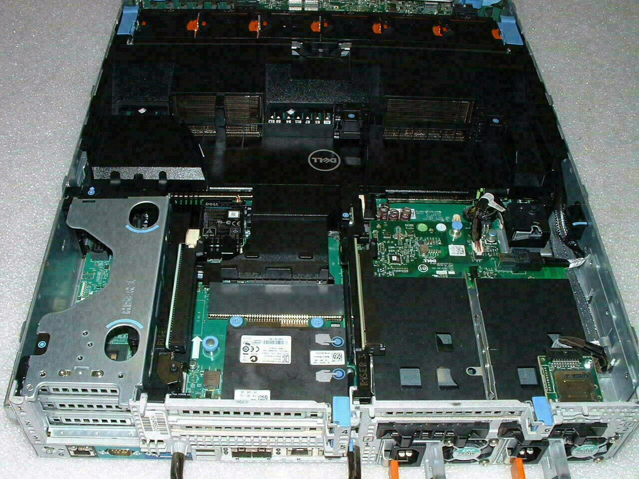Dell Poweredge R730xd 24SFF + 2SFF 2x E5-2680 v4 2.4ghz | 128gb | H730 | 2X 750w