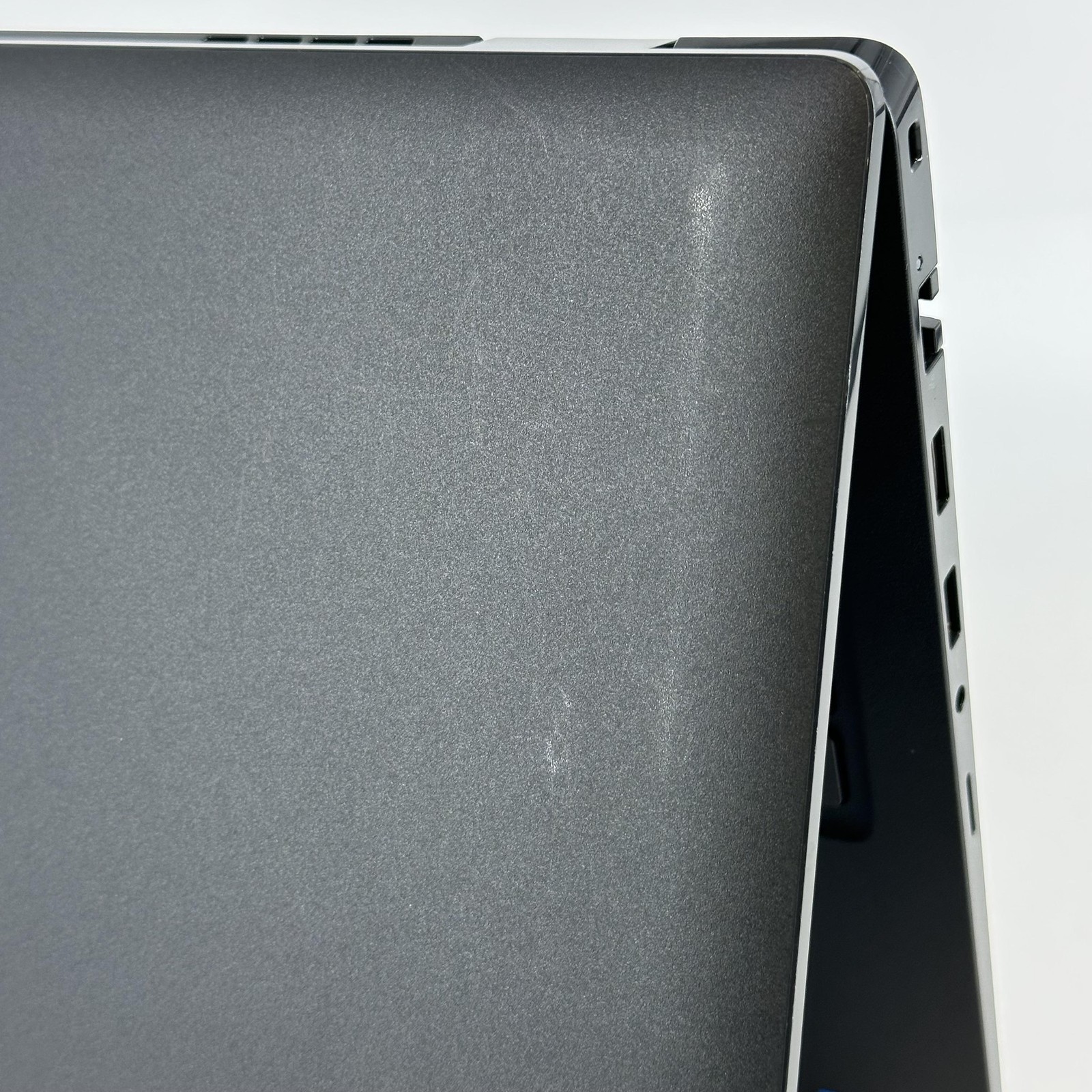 Dell Latitude 3420 14 FHD i5-1135G7 2.40GHz 16GB 256GB SSD Good FRAME SPLIT