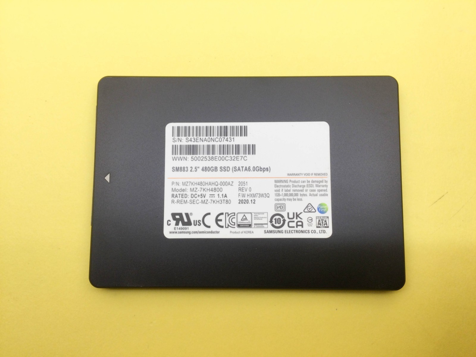 Samsung SM883 480GB SATA 6Gb/s 2.5” Internal SSD MZ-7KH4800