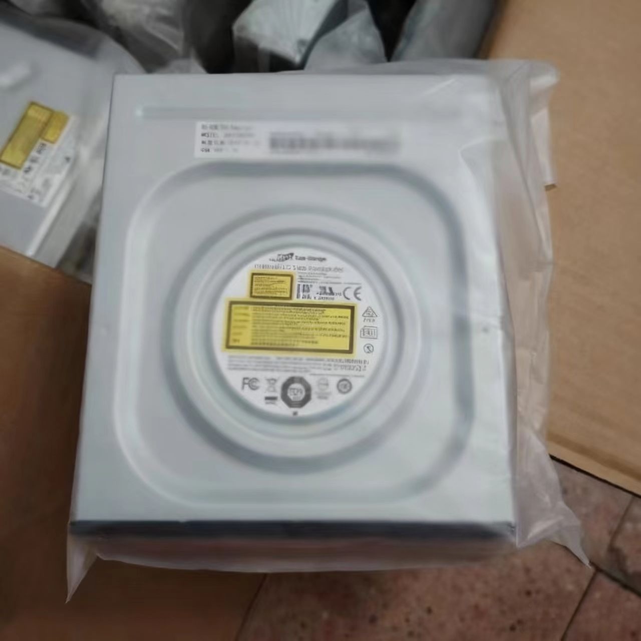 Compatible ​Brand New LG WH16NS40 Blue Internal SATA 16x Blu-ray Disc Rewriter