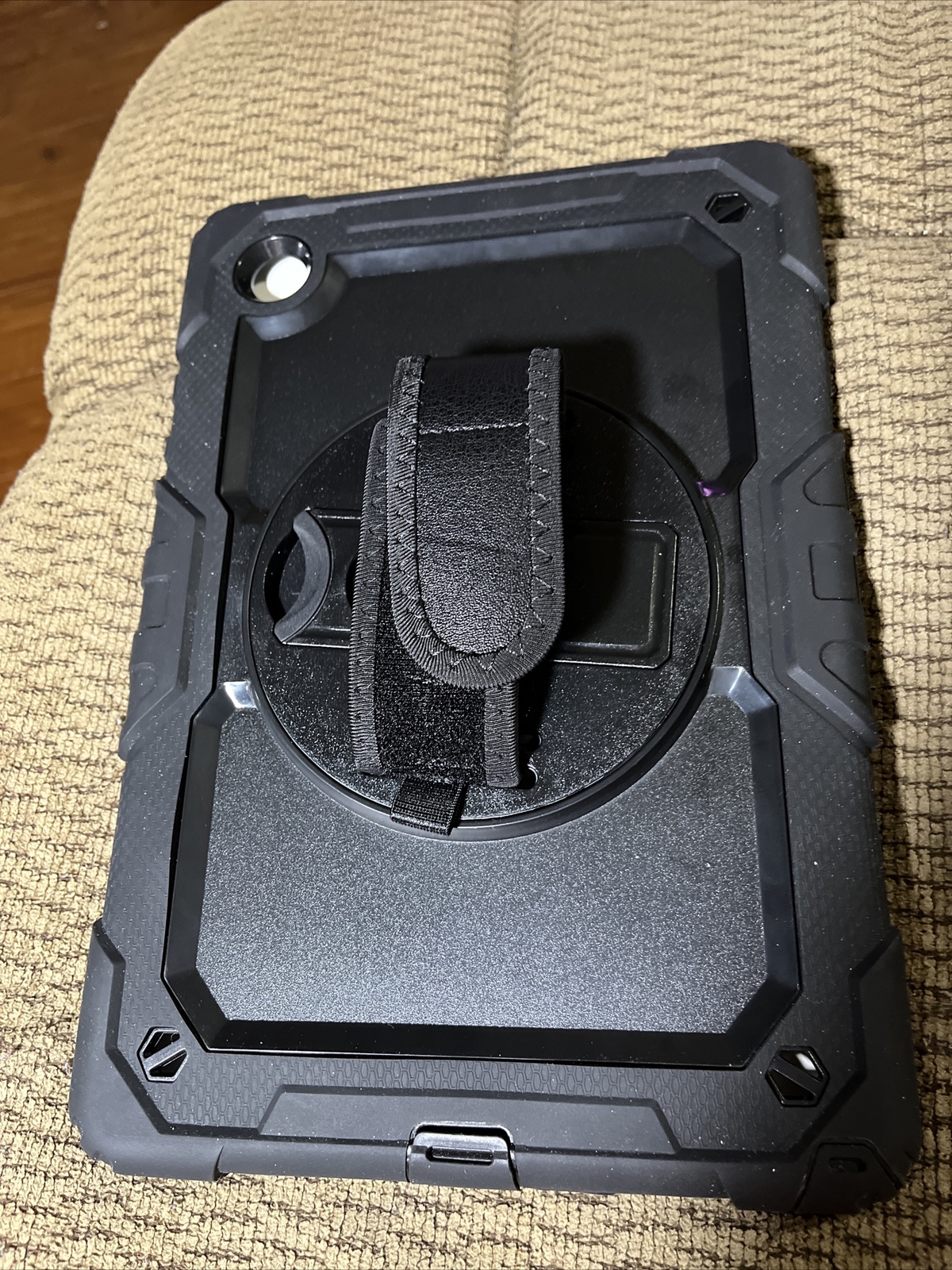 Shock Resistant Tablet Case with Hand and Shoulder Strap