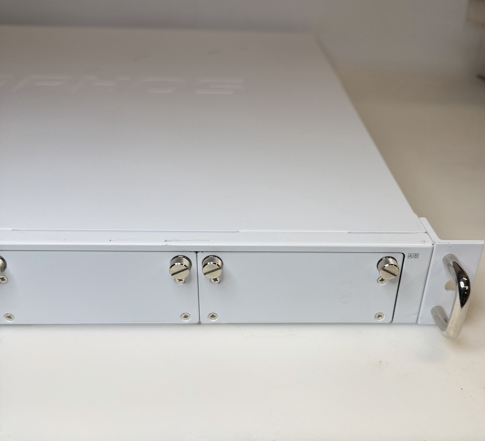 Sophos XG 430 Rev.2 Enterprise Firewall Security Appliance Rackmount XG430