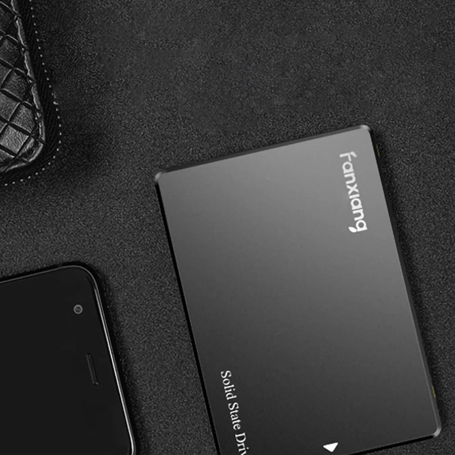 Internal SSD 1TB SATA III 2.5″ | Fast 520MB/s Read | 3D NAND | Hardware Encry…