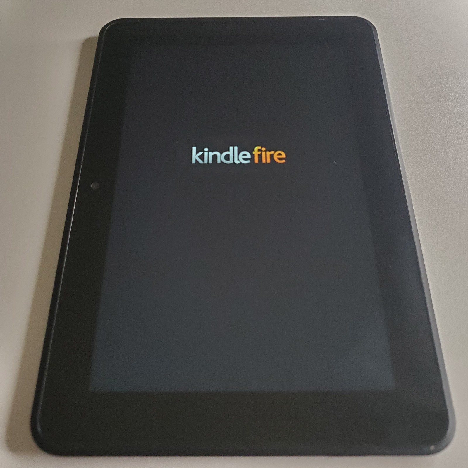 AMAZON KINDLE FIRE HD – (3HT7G) 16GB – 8.9 INCH – (2ND GENERATION ) – BLACK