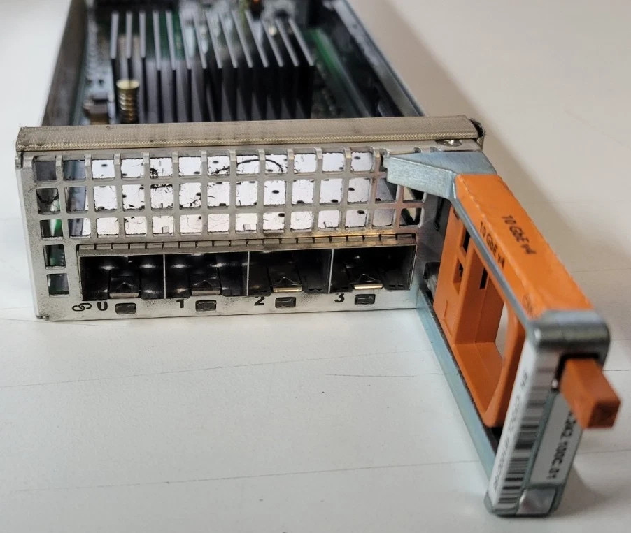 Dell EMC 303-242-100C-01 Quad Port 10GbE SFP+ SLIC IO Module Data Domain DD6800