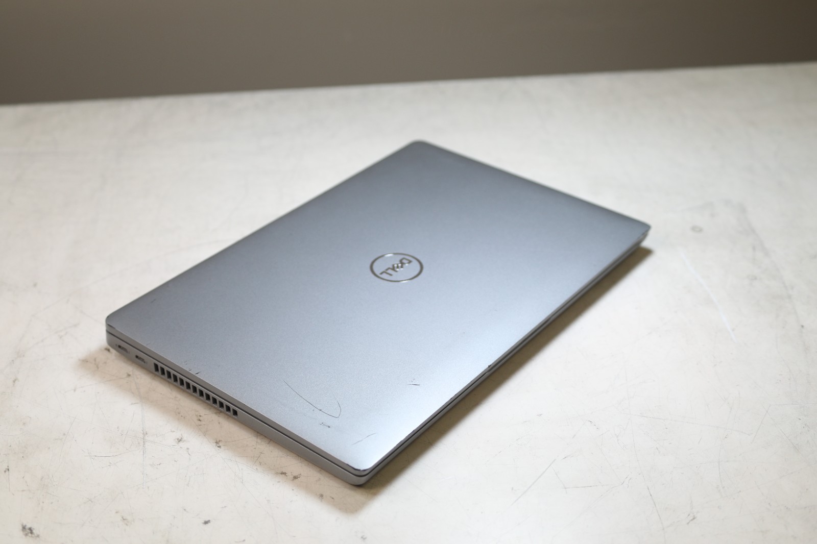 Dell Precision 3470 12th Gen Intel(R) Core(TM) i7-1260P-16GB RAM-51GB NVMe-