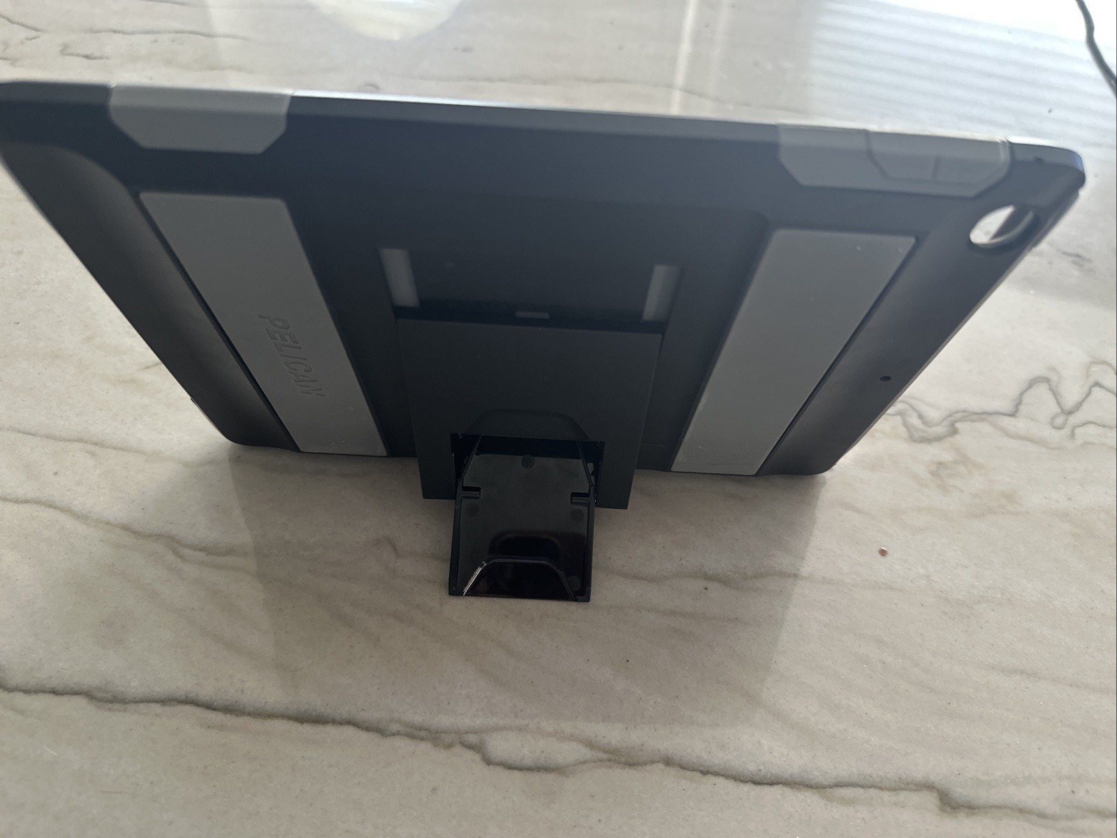 Pelican Black Voyager Case with kickstand iPad Pro 11.5in 1st Gen.