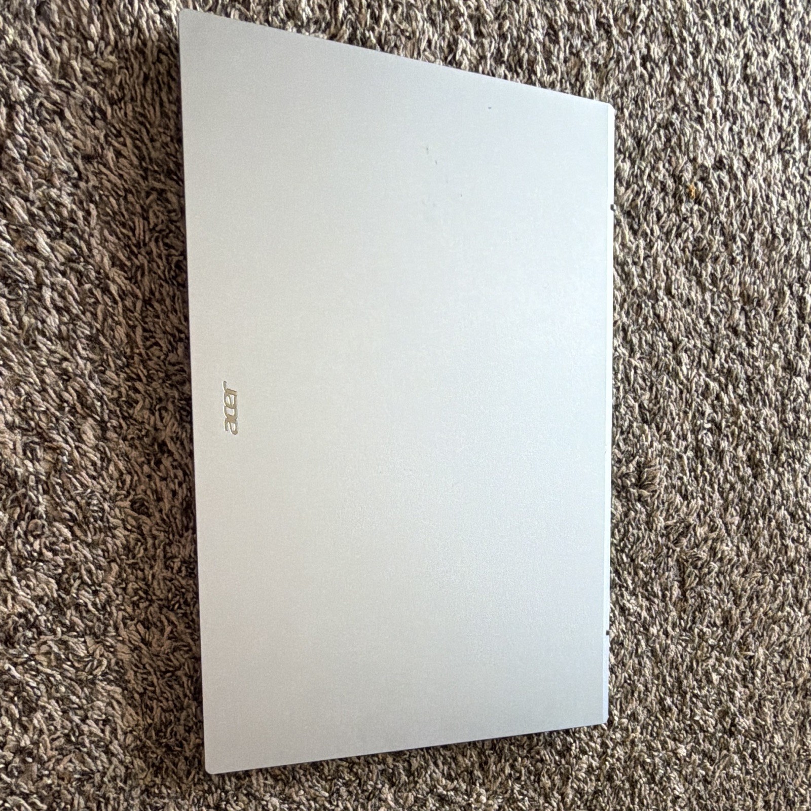 Acer Aspire 15.6″ Silver Laptop Intel Core i5 Iris Xe Graphics 1080p.