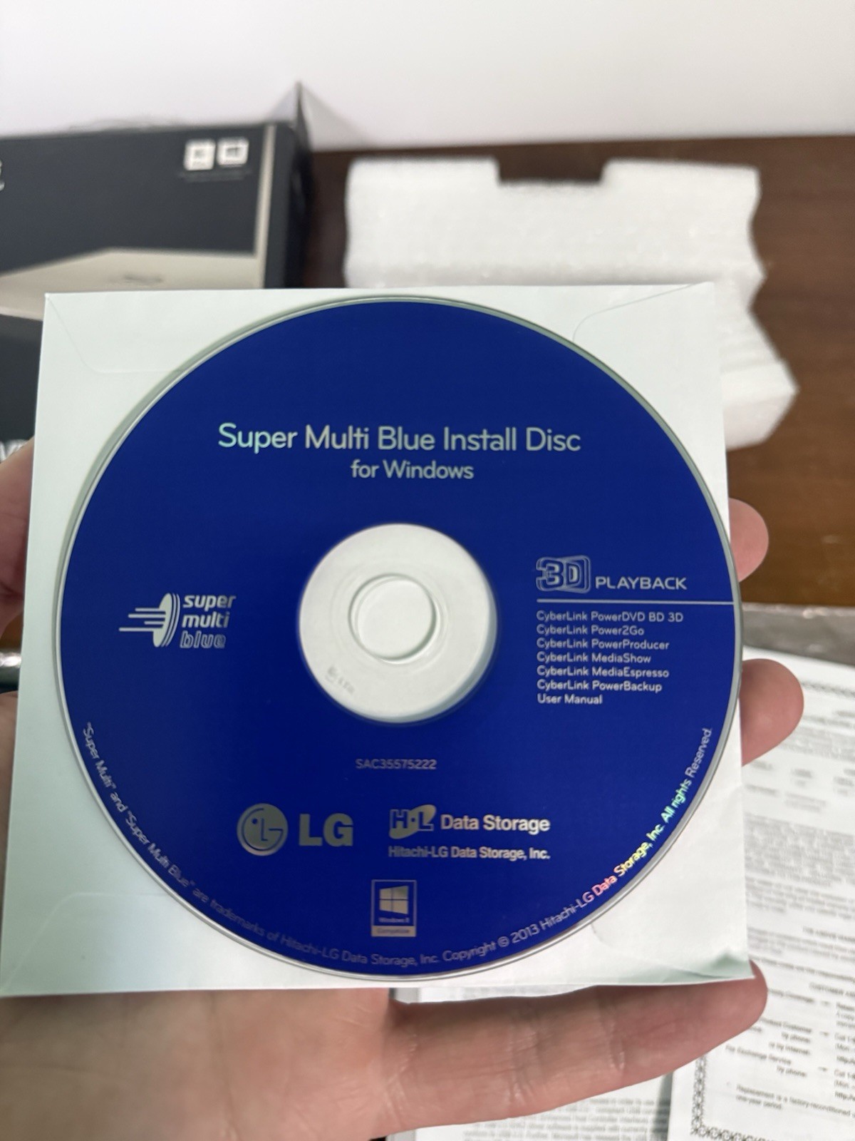 LG CP50NS20 Ultra Slim Portable Blu-ray BD-ROM DVD Writer USB – TESTED Open Box
