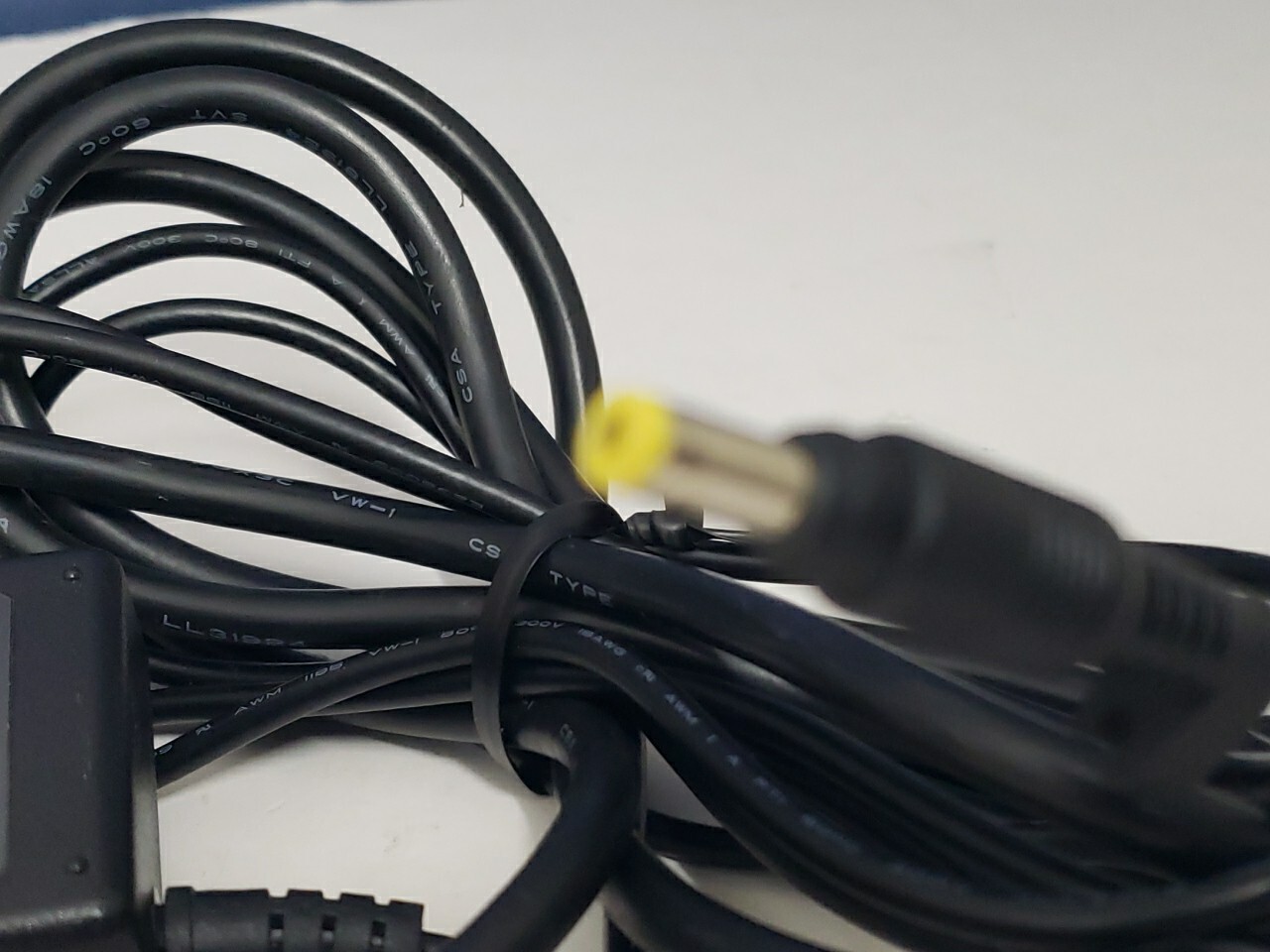 HP OEM 18.5V 3.5A AC Power Adapter PPP009L PA-1650-02C 239427-001 239704-001