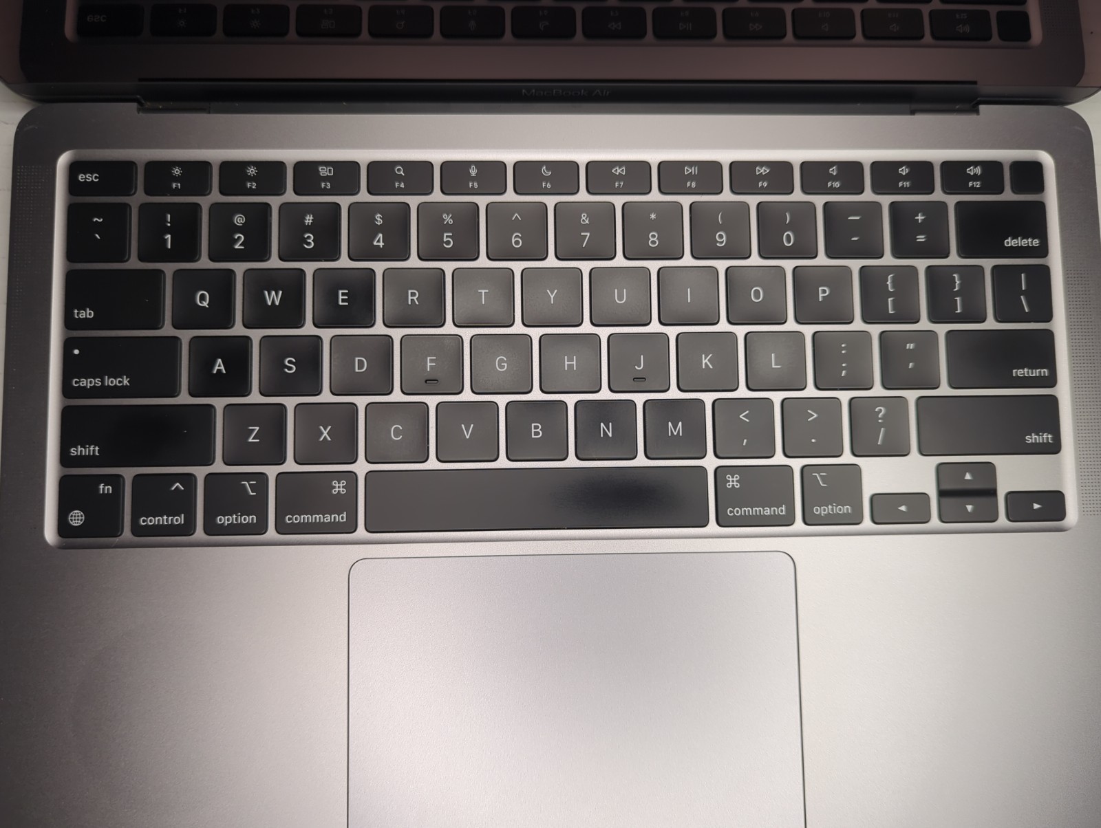 🍎 Apple MacBook Air M1 2020 A2337 16GB RAM 256GB SSD macOS Tahoe + Charger