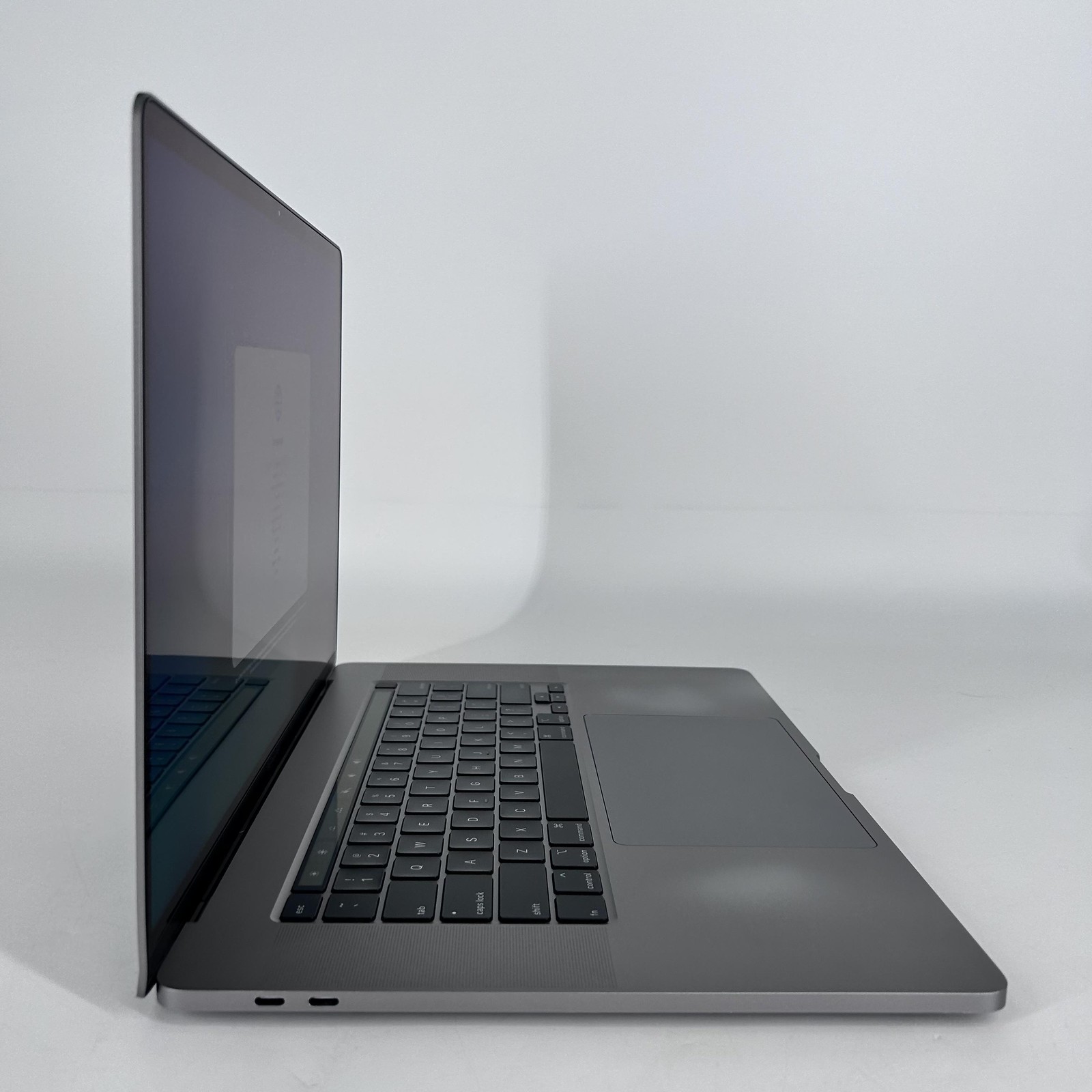 MacBook Pro 16 Touch Bar Gray 2019 Core i9 16GB 1TB Radeon Pro 5500M LCD Bleed