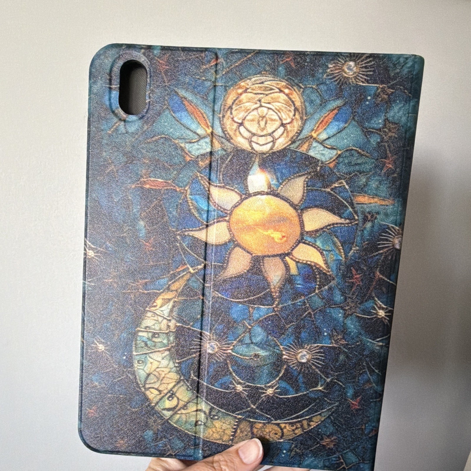 iPad Folding Folio Case Synthetic Leather Sun & Moon Celestial Theme NWOT
