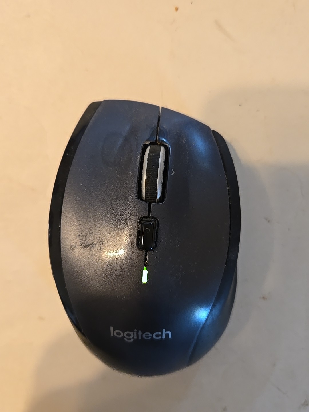 Logitech M705 Marathon Wireless Laser Mouse & USB Unifying Receiver 910-001949
