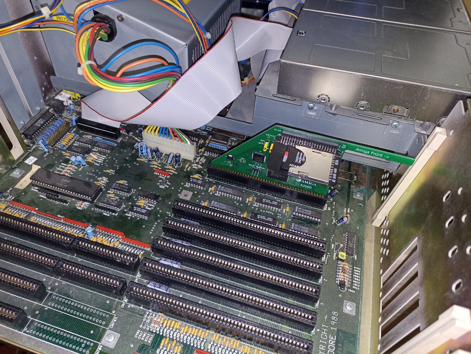Amiga 2000 Fast RAM + IDE + Two Kickstart + IDE adapter and OS