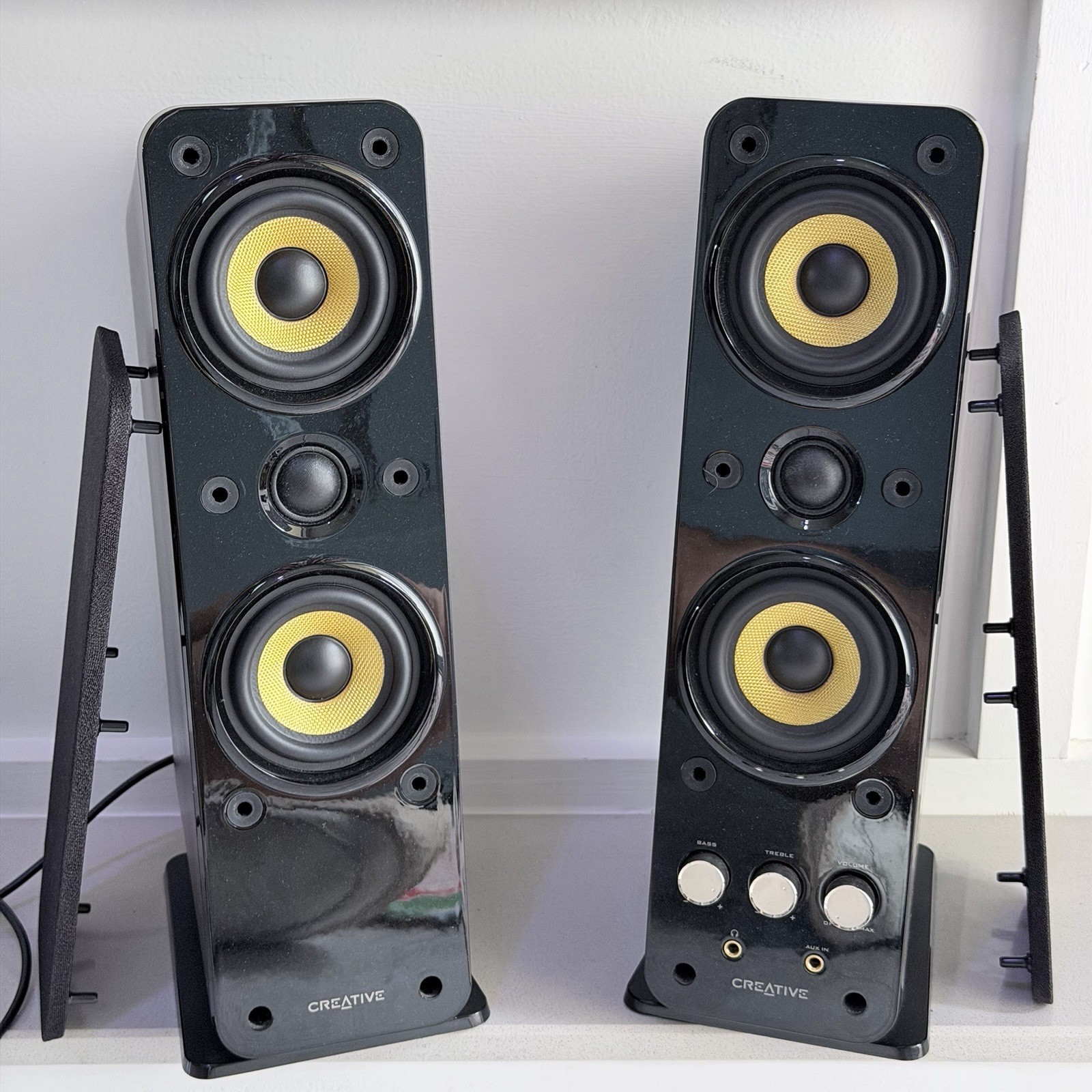 Creative GigaWorks T40 Series II 2.0 Multimedia Speaker System – Black