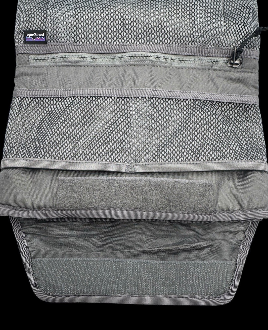 Patagonia Refugio Padded Laptop Tablet Sleeve Case Gray Mesh Pockets 15”X 11”