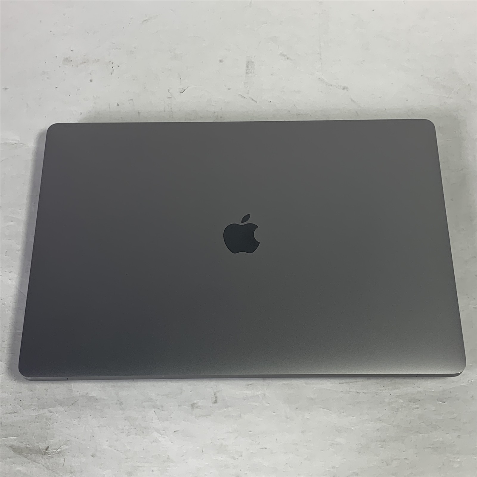 Apple MacBook Pro A2141 (2019) 16″ Laptop Core i9-9980HK 2.3GHz 16GB – 500GB SSD