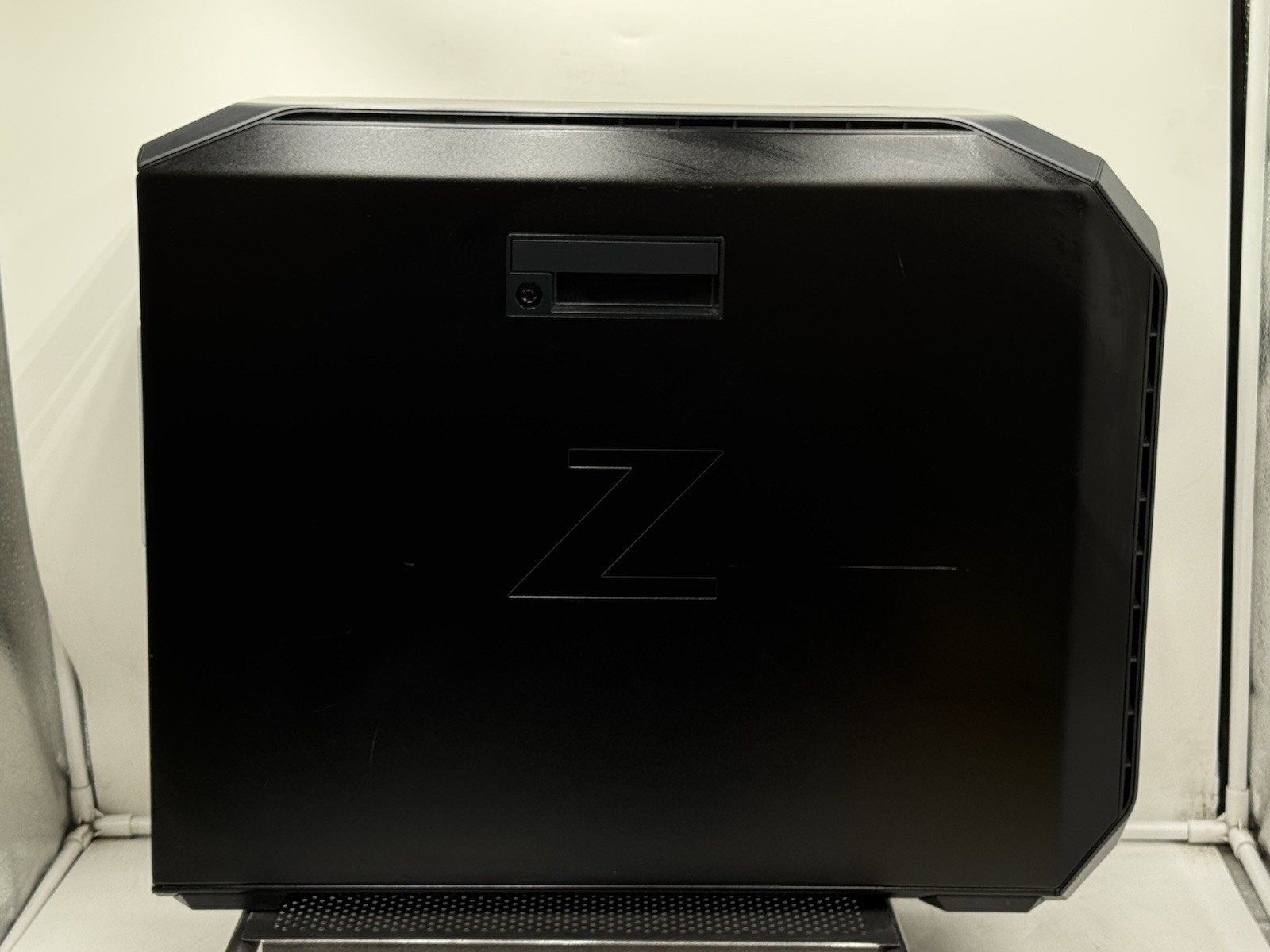 HP Z8 G4 Workstation Xeon(R) Silver 4214 @2.20GHz 32GB RAM NO HDD,OS GPU N P1000