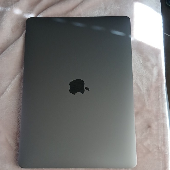 Apple MacBook Pro 13.3″ 2020 Intel Core i5 16GB 500GB SSD Gray macOS Tahoe